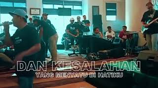 Download lagu Berilah Cahaya - Blue Savanna mp3