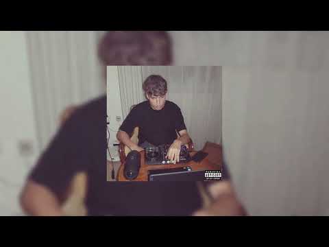 Sw4mpy - Living Your Own Life (Official Audio)