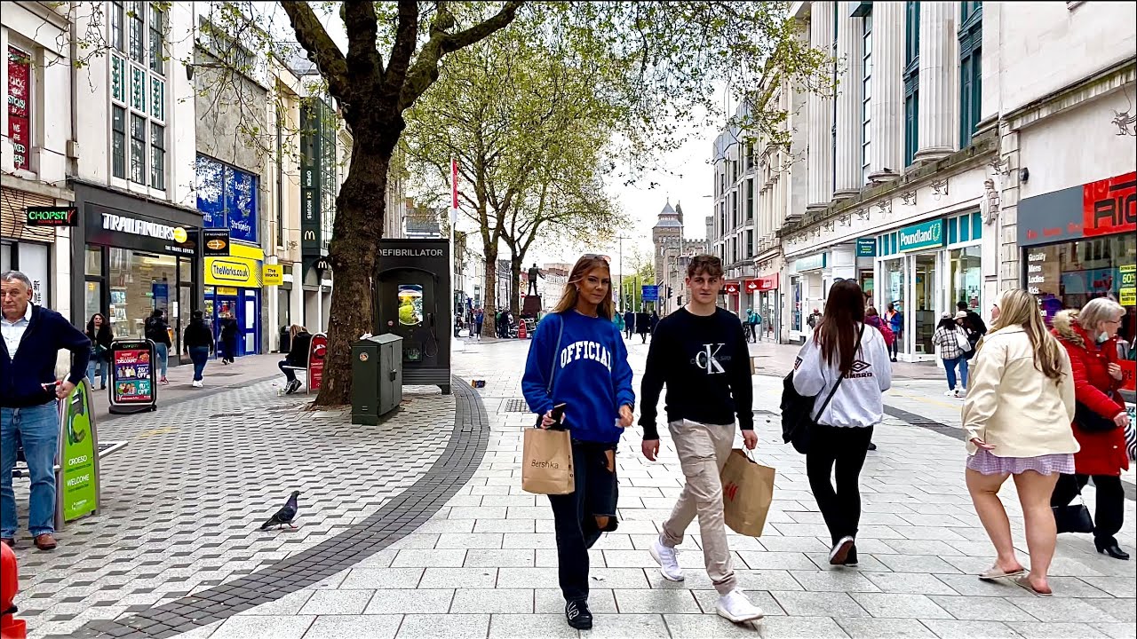 Walking Around Cardiff City Centre, Wales 🏴󠁧󠁢󠁷󠁬󠁳󠁿