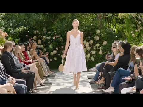 Natasha Poly Michael Kors SS 2022 New York Fashion Week on september 10, 2021.