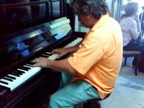 Oscar Medley on Piano