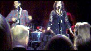 Lisa Nilsson &amp; Stephen Simmonds - Tears never dry