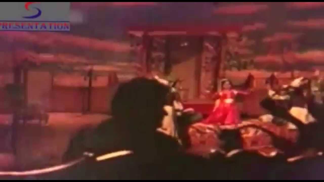 Nigahe Aur Chahe To Hamara Lyrics | Badshah | Asha Bhosle, Poorna Seth | N Datta