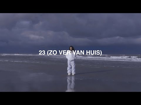 Isabèl Usher - 23 (Zo Ver Van Huis)