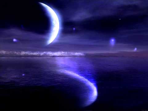 Umek ft. Adja vs Denis Naidanow vs Fonzerelli-Carbon Moonlight (Miqro & Milkwish Sunrise2012 Mashup)
