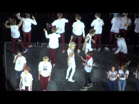 [HD] 20131019 BEIJING SM TOWN Ending Kris and Luan Focus