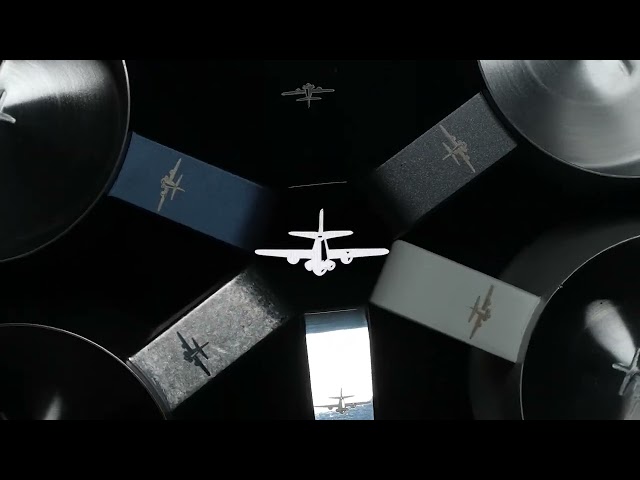 بتشر MHW-3Bomber Off White