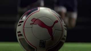 preview picture of video 'Puma evoSpeed VS Pume evoPOWER - Balotelli VS Fabregas'