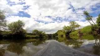 preview picture of video 'Paddle gently along the River Wye from Hay to Whitney in an Indian Canoe.'