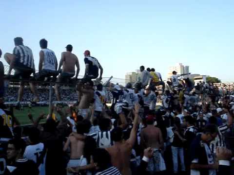 PONTE PRETA  INVASÃO DO CAMPO E FESTA DE ACESSO A PRIMEIRA DIVISÃO * 19/11/11