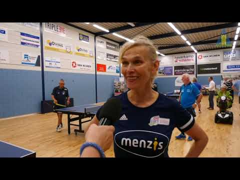 Kick Off Oldstars Tafeltennis. met clinic van Bettine Vriesekoop bij Smash 70 Hattem