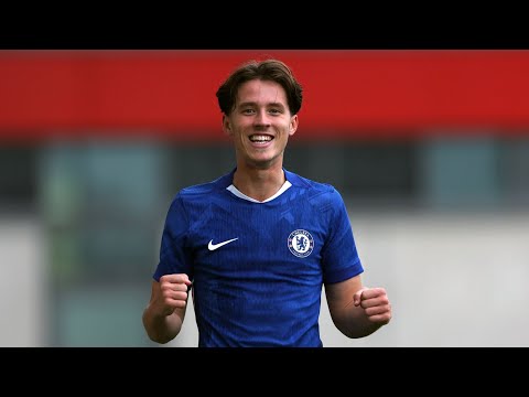 Harrison Murray-Campbell Is The Perfect Ball Playing Centre Back 