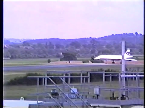 Concorde G-BOAA at Exeter July 2000