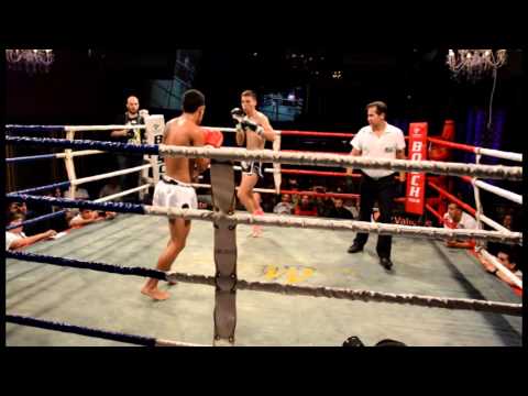 LUCAS "EL NIÑO" ARCE vs. ALEXIS GRASSO