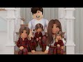 OUR FAMILY CHRISTMAS EVE ROUTINE | Bloxburg Family Roleplay