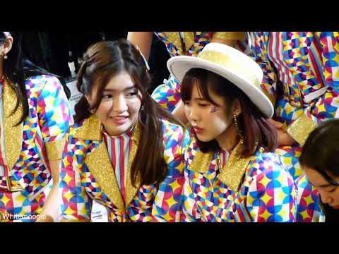 Jennis and Pupe BNK48 น่ารักๆ ช่วงดูคอน The Toy at Line Stickers Awards 2019  09072019