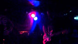 Drenge- Favourite Son (Live @ King Tut's, Glasgow 4th Oct 2013)