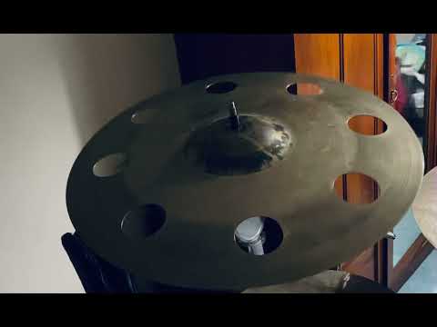 Sabian HHX Studio Crash 18” OZone