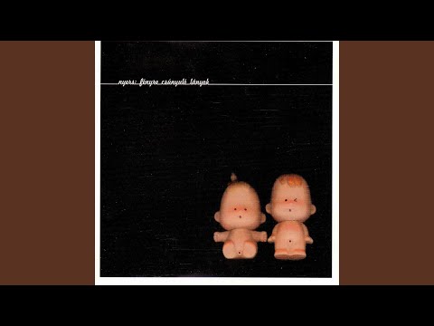 Fényre csúnyuló lányok