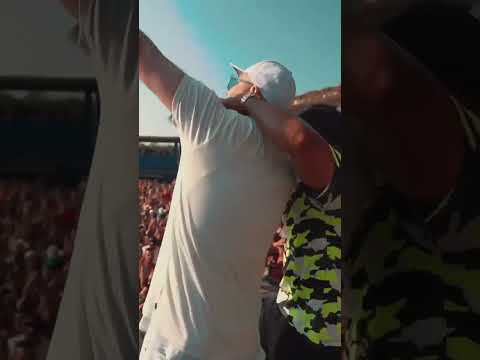 Daddy Yankee & Snow - Con Calma(live performance at Quebec Beachclub)