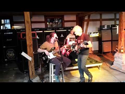 2018 03 24 Cool guy Mar Amp