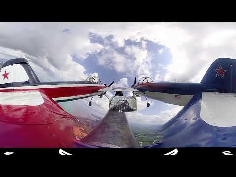 YAK 110 at Oshkosh 2018 VR Video w/ Vuze