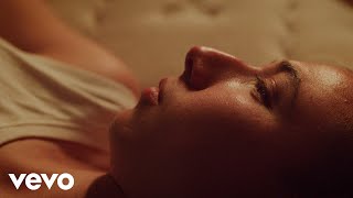 Y No Lloro Lyrics English Translation