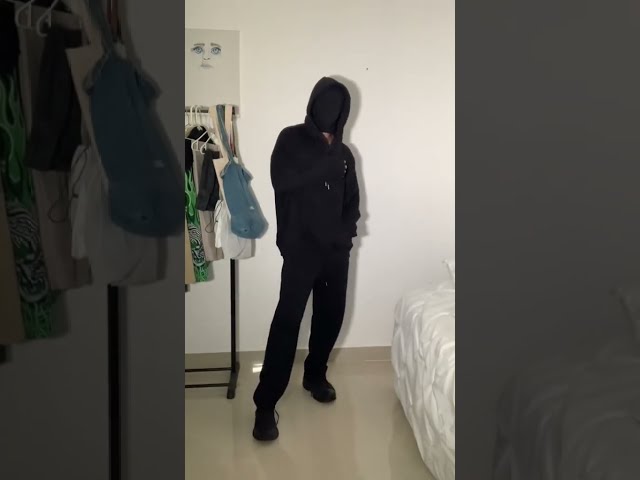Vídeo relacionado con Funidelia Disfraz Oficial de la Casa de Papel para hombre y mujer, Incluye mono y máscara, Talla S - M, Ladrón - Traje para adultos para fiestas, Carnaval y Halloween