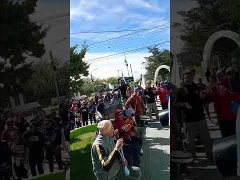 las heras santa cruz pidiendo trabajo así esta el país que vos votaste a este gobierno