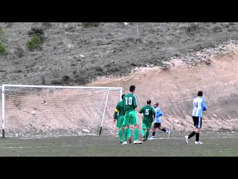 Penalty a lo Panenka por Nacho del Villariezo CF en Castrillo del Val