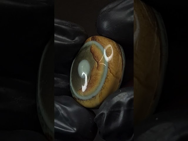 حجر عقيق سليماني طبيعي