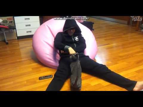 Ryeowook Twitter huibeom headbutt