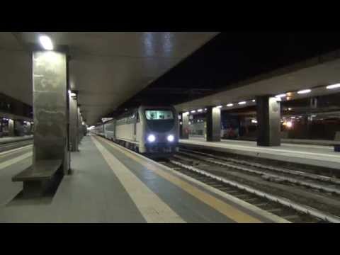 E403.001 in partenza con l' ICN 1559 Roma Termini - Siracusa/Palermo Centrale