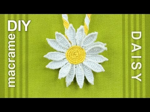 Snaky Macramé Necklace Tutorial