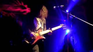 Rey Pila-No 114-Voila Antara