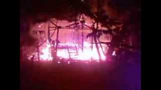 preview picture of video 'Satu Rumah Warga Blang Sialet Paya Bakong Dilalap Api'