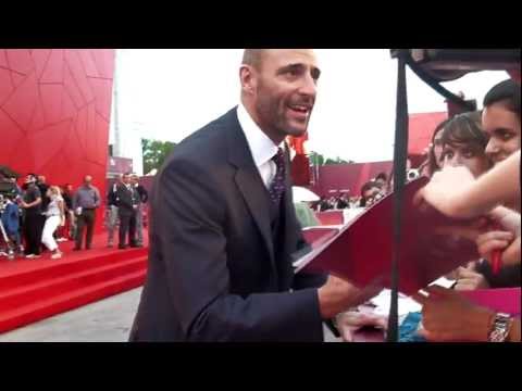 Mark Strong can('t) speak Italian xD