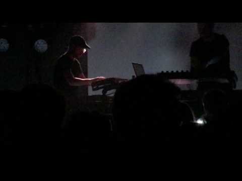 Le Matos - Wasteland (live at Brighton Music Hall 3-8-17 )