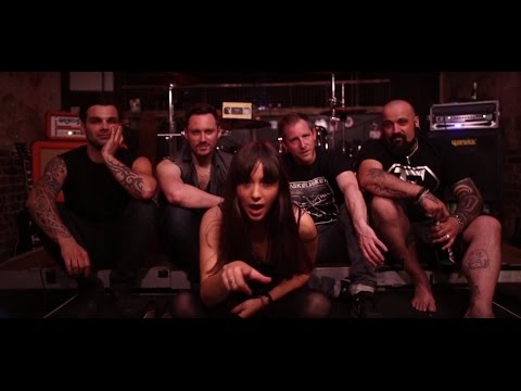 Handgazer - Ask the Dust (Official Music Video)