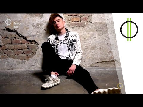 Bemutatjuk Fehér Holló új dalát​