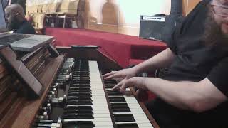 Worship Medley - Greater Mt Sinai Church of God in Christ - 1/7/26 - Dan "Spiffy" Neuman on organ