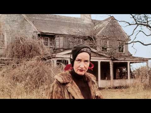 Grey Gardens (1975) Big Edie and Little Edie
