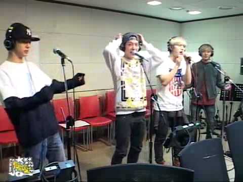 [LIVE] 140226 B.A.P - Stop it @ MBC Younha's Starry Night Radio