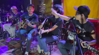 The Adams - Waiting/Konservatif (Acoustic Live At Gudang Sarinah 29/09/2016)