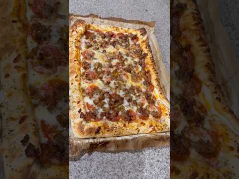 Stuffed Crust Pizza Recipe with @Pillsbury Pizza Crust