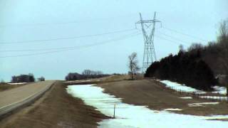 preview picture of video 'Galloping Basin Electric transmission lines due to wind'