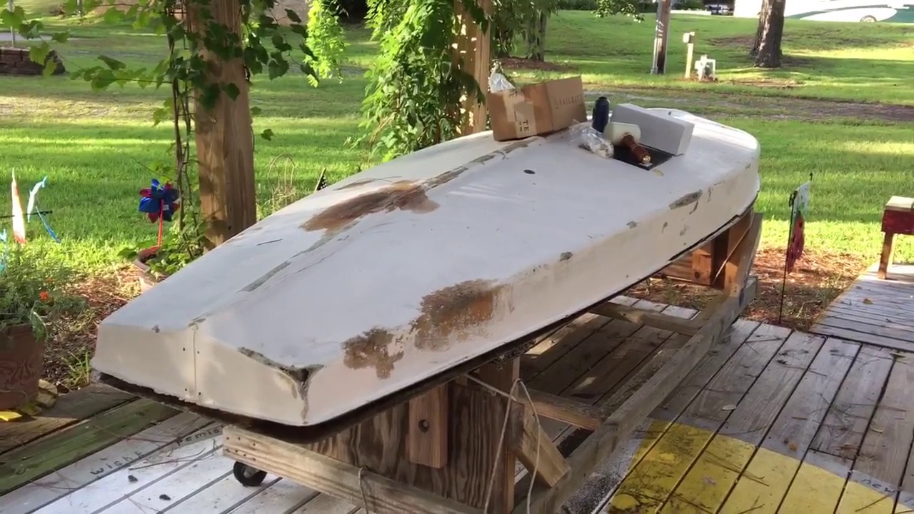 1980 AMF Sunfish Viper 25 Jul 17 Fiberglass Repair