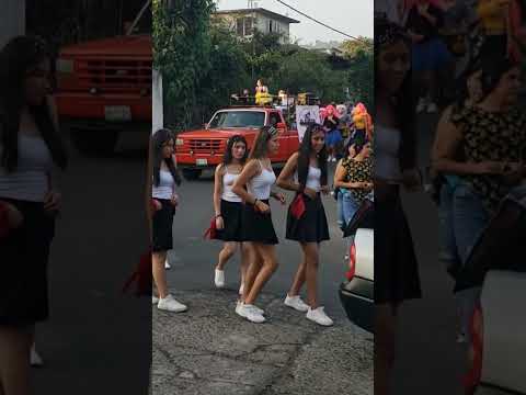 El Carro de La Reina en el carnaval de Las Haldas Naolinco Veracruz