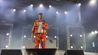 Emis Killa &amp; Jake La Furia - Maleducato | Live @ Fabrique (MI) #ApocalisseTour