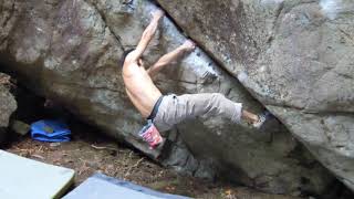 Video thumbnail of オウダン, 三段 (7c+).  恵那・笠置山 (Ena Kasagiyama)